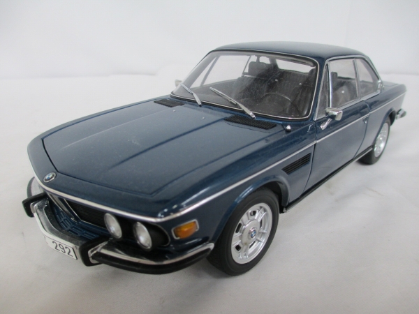 オートアート 1/18 BMW 3.0 Csi ブルーメタリック – トイウィキ